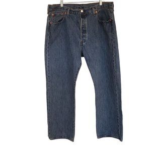 501 Levis Jeans size 40 by 29 button‎ fly straight leg 90s med wash